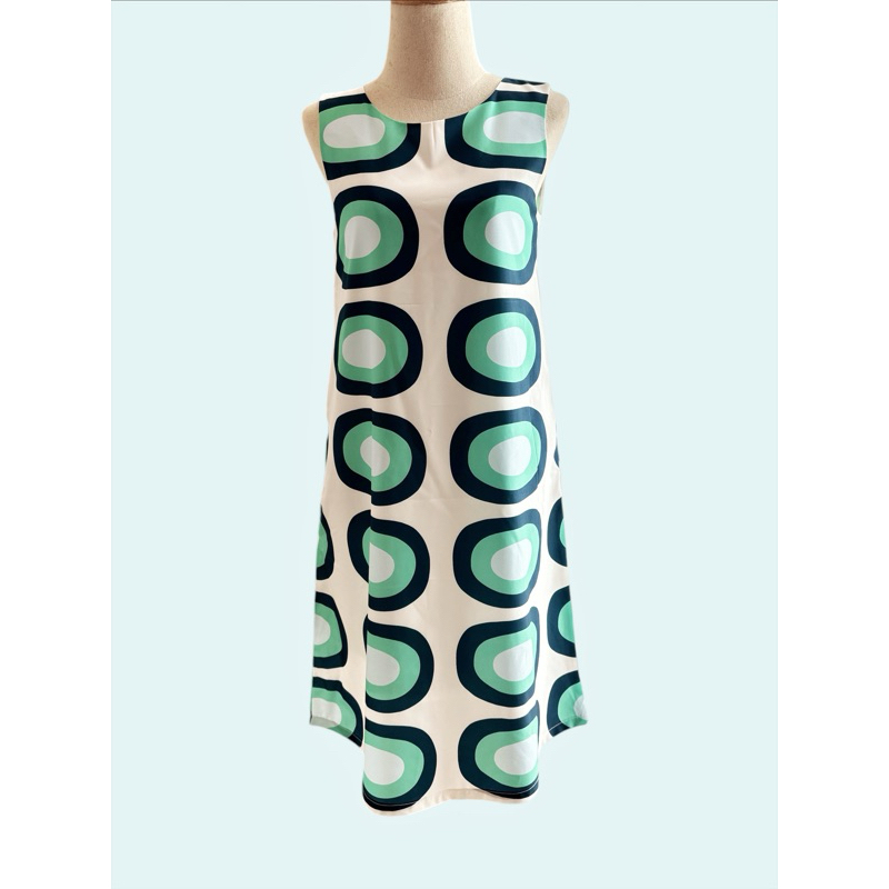 Green dot เดรสคอกลมแขนกุดมีซับใน
