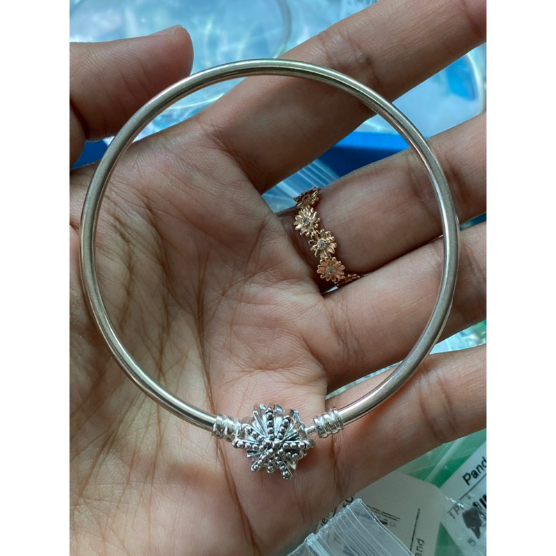 Pandora Heart Bangle กำไล