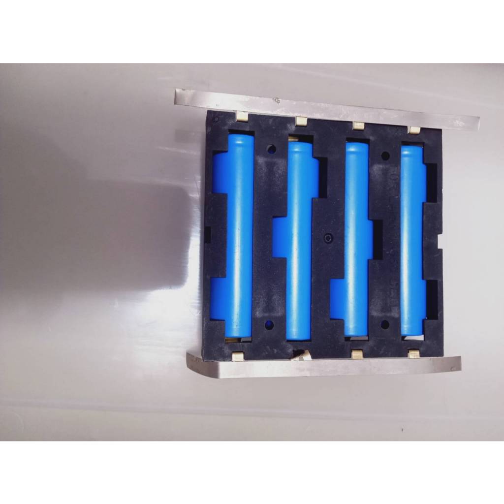 รางแบต18650 Diymore 18650 แบบขนาน 4 ช่อง เอาใว้ Balance แบต