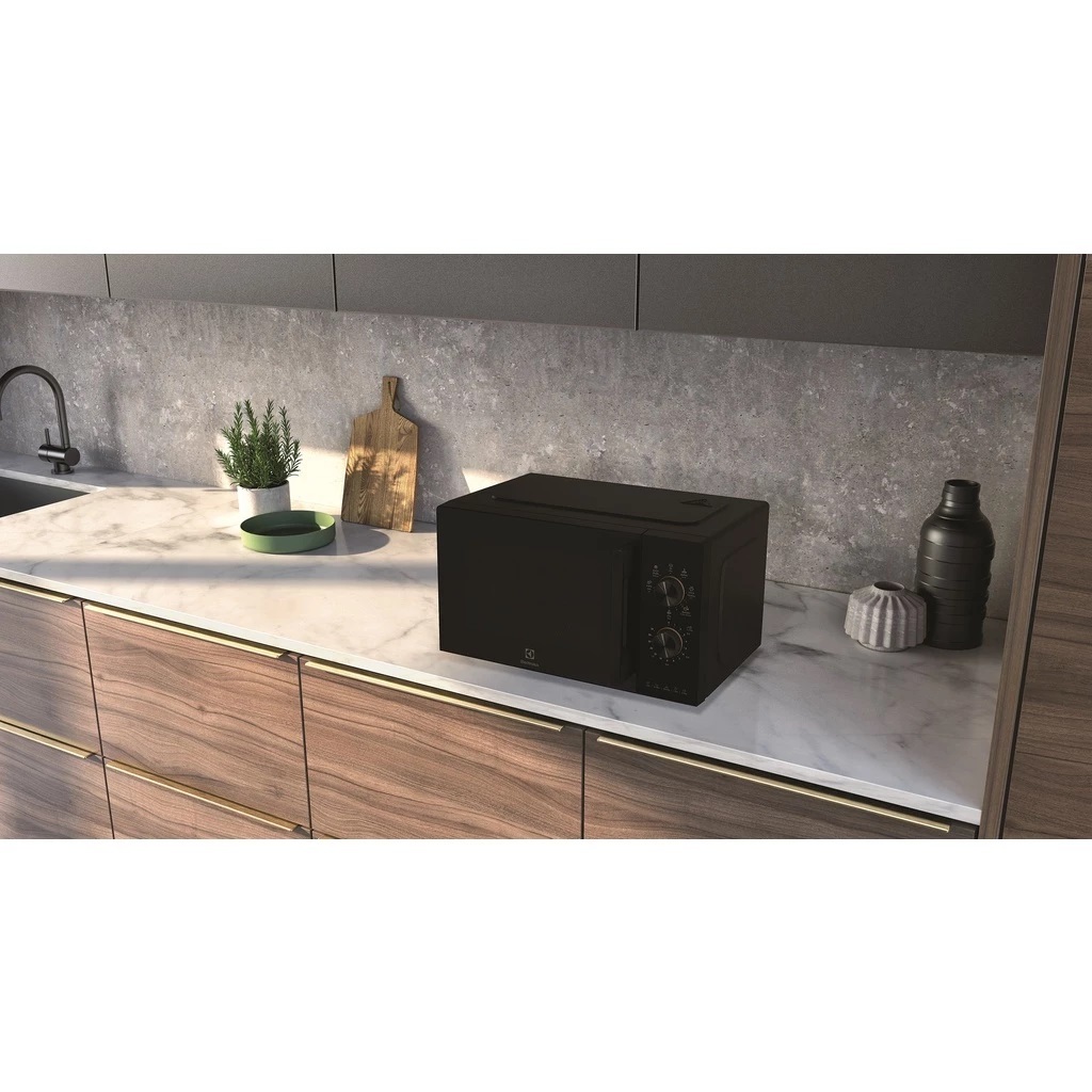 ELECTROLUX ไมโครเวฟอุ่นและย่าง ความจุ 20 ลิตร 800 วัตต์ สีดำ รุ่น EMG20K22B รับประกัน 2 ปี