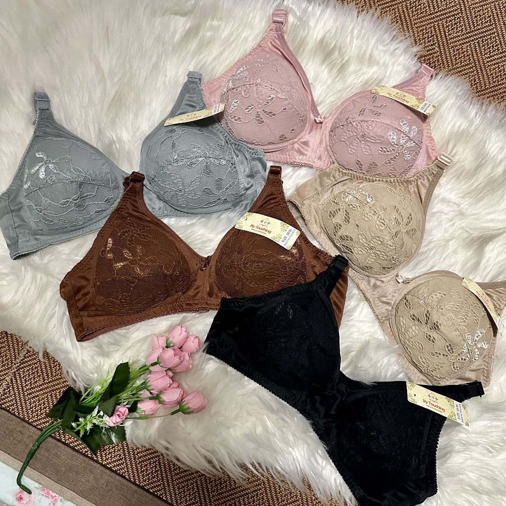 เสื้อชั้นใน Cup B แบบไม่มีโครงผ้าใส่สบายระบายอากาศได้ดีค่าา เสื้อใน 2ตะขอ บราไร้โครง