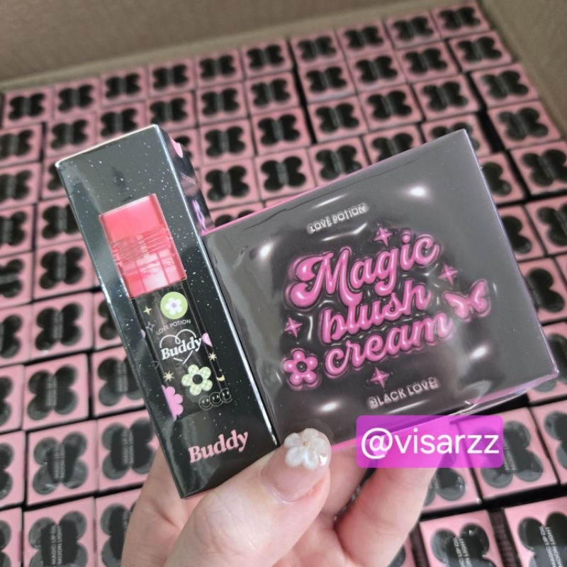 Love Potion Magic Lip Oil / Blush PH Black Love ลิปออยซ้อก้าด ลิปออยสีดำ บรัชดำ เลิฟโพชั่น