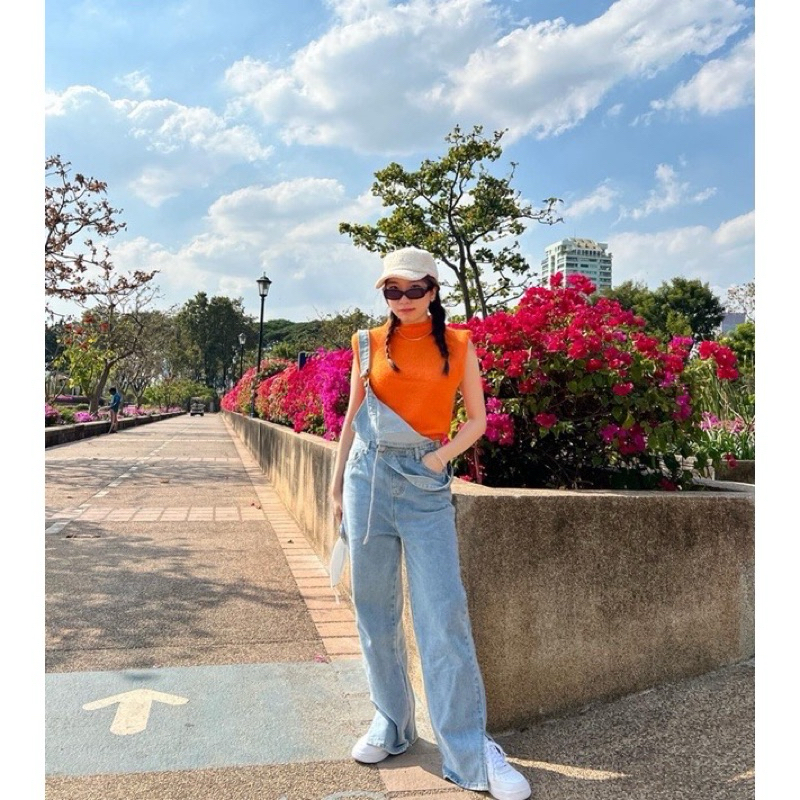 (ส่งต่อ) uiui.stuffs | jeans jumpsuit จั๊มสูทยีนส์