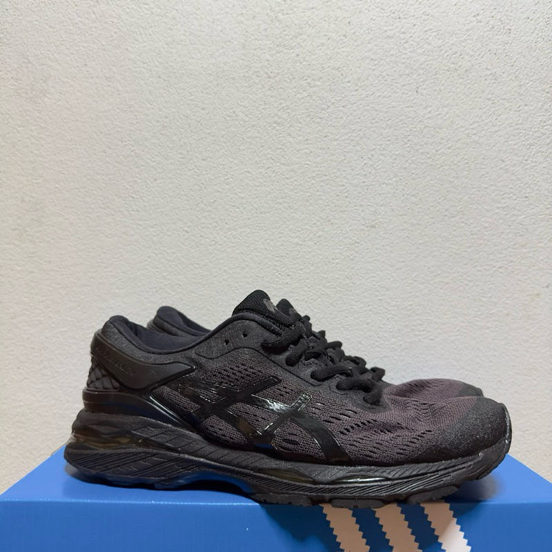 ASICS Gel-Kayano 39/24.5 มือสอง