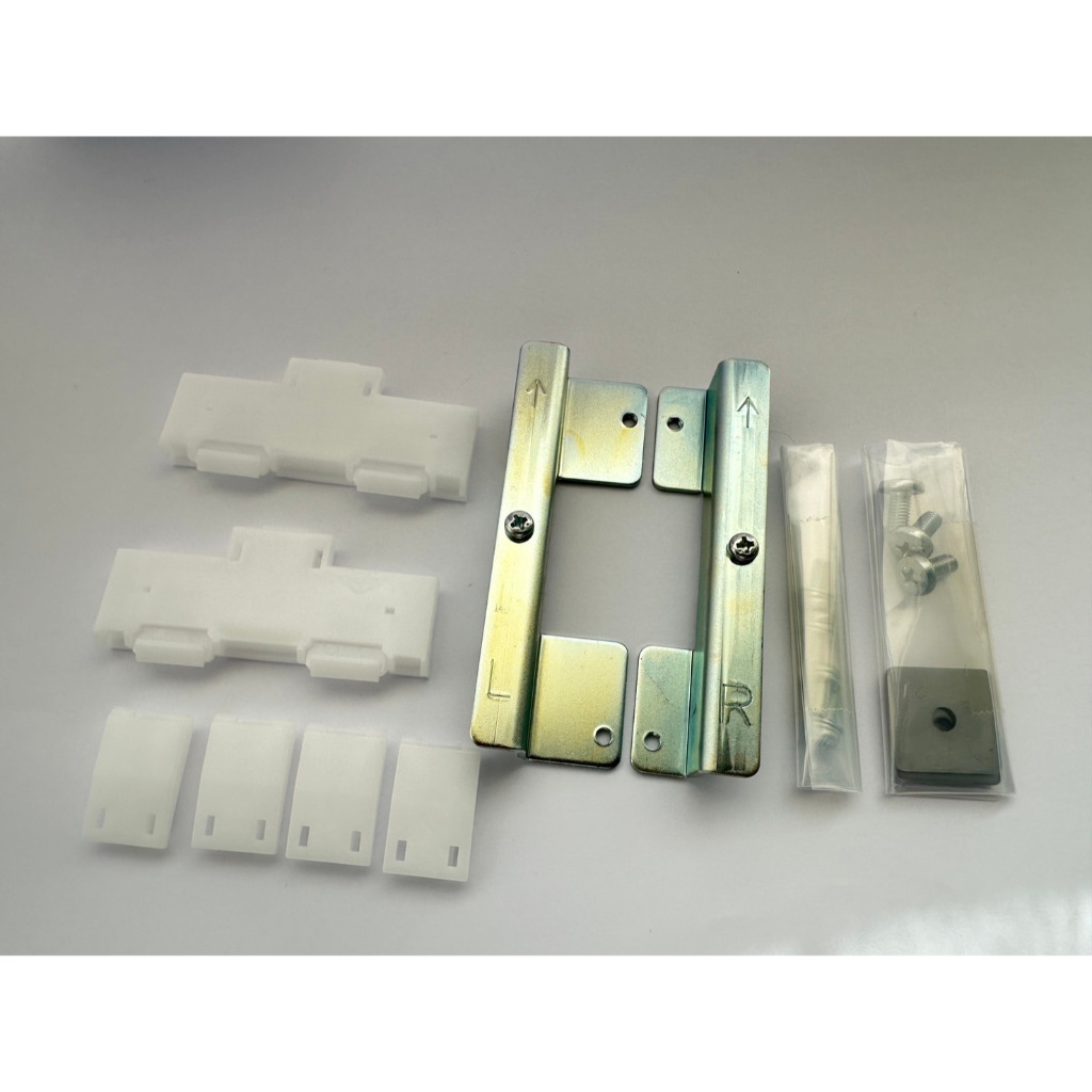 Q6DIN1A Mitsubishi PLC Q Series DIN rail mounting adapter for Q38B/Q312B/Q68B/Q612B