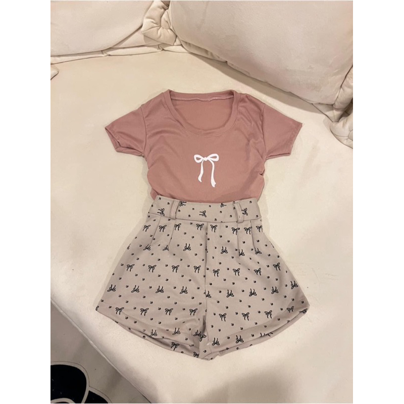 ผ้าดีเหมือนเดิม 3 สี : ฟ้า / ส้ม / เขียว อก32-38 เอว24-32 สพ.38 เสื้อผ้าร่อง เกงเกร็ดปลา