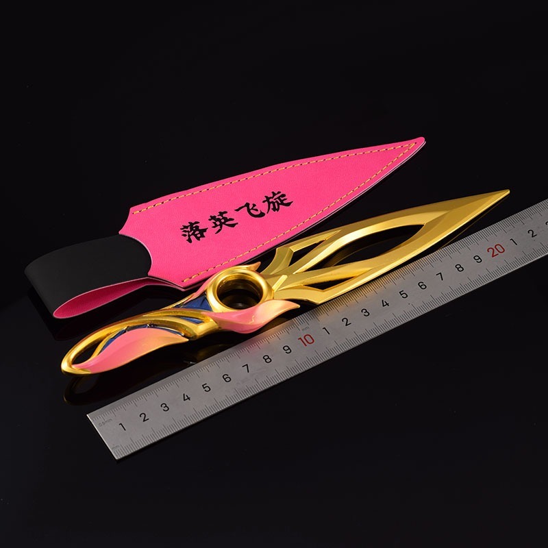 โมเดลมีด Mystbloom Kunai จาก VALORANT วัสดุเหล็กพร้อมซองหนังและแท่นวางขนาด 22 cm.