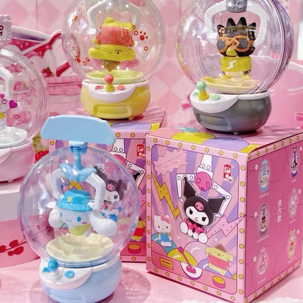 พร้อมส่ง กล่องจุ่ม โมเดลซาริโอ้ อยู่ในตู้คีบ Toy Story Spiderman Mario Sanrio The Claw Series TY10