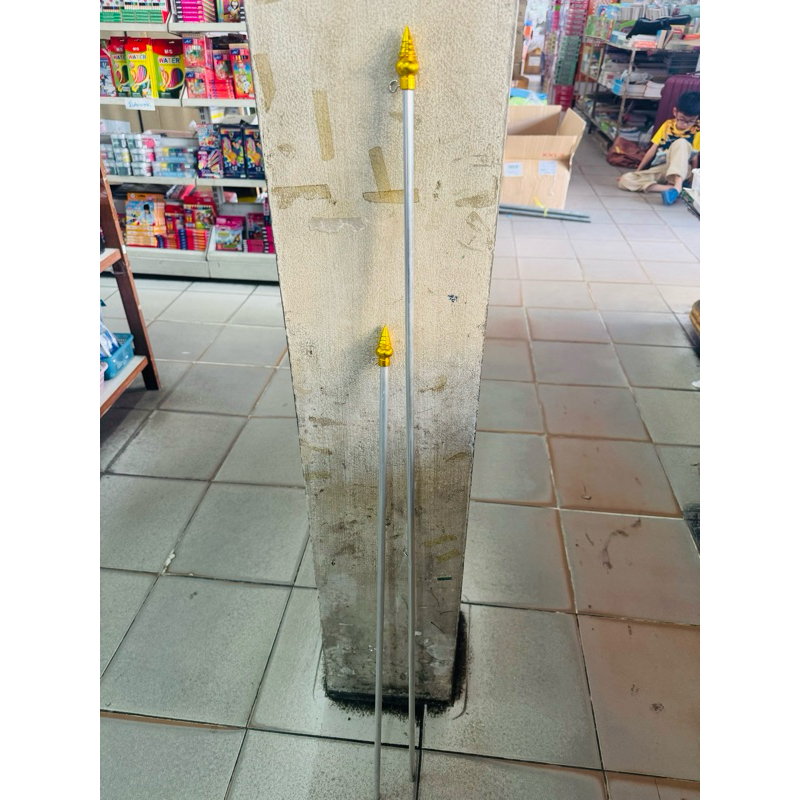 เสาธง พลาสติก/อลูมิเนียม ยาว 70ซม. และ 1.20m(120ซม.) แถมหัวบัวสีทอง ตะขอเกี่ยวธงบน-ล่าง เหมาะถือโบก น้ำหนักเบา ธงชาติ US ราคา ถูกที่สุด ดีลบีเคเค แกลเลอรีภาพที่ 2