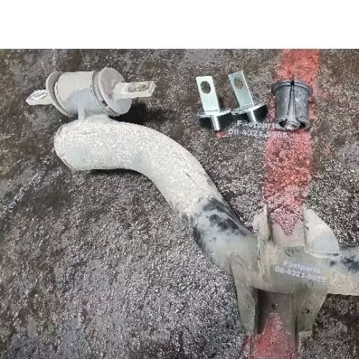 บุชอาร์มหลังใหญ่พร้อมหูประกอบ CIVIC ES STREAM CR-V G2ชุดละ 650บ. /1ข้าง