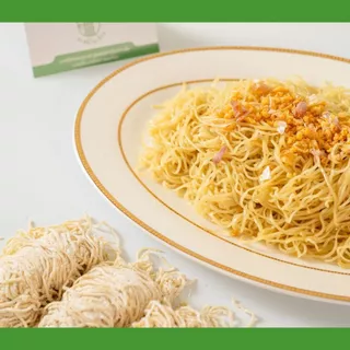 บะหมี่ไผ่เขียว บะหมี่ไข่เกรดพรีเมียม สูตรต้นตำรับกวางตุ้ง เส้นกลม 10 ก้อน(ครึ่งกิโล)