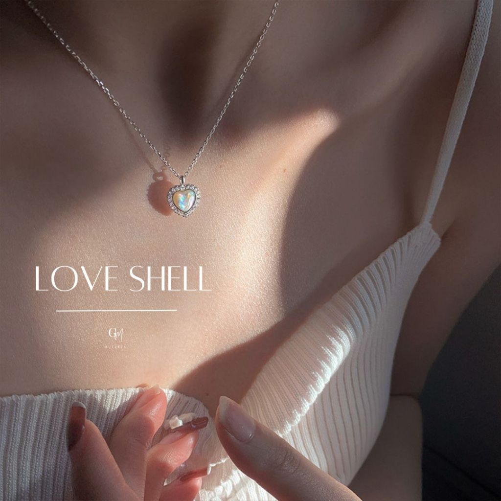 OUTLETS ล้างสต็อกจากโรงงานตรง สร้อย Love Shell Necklaces สร้อยคอเงิน สร้อยคอเพชร สร้อยคอ สร้อยมุก