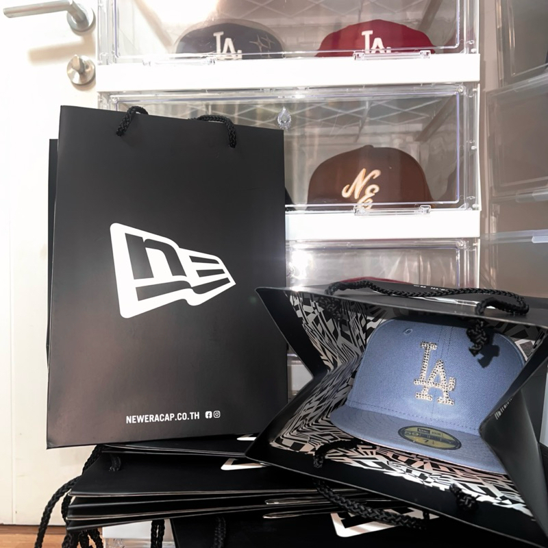 ถุงกระดาษ NEWERA (ถุงใหม่ ไม่ผ่านการใช้งาน)