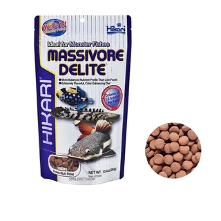 Hikari Massivore Delite 380 g. (อาหารสำหรับปลากินเนื้อขนาดใหญ่ เม็ดจมน้ำ)