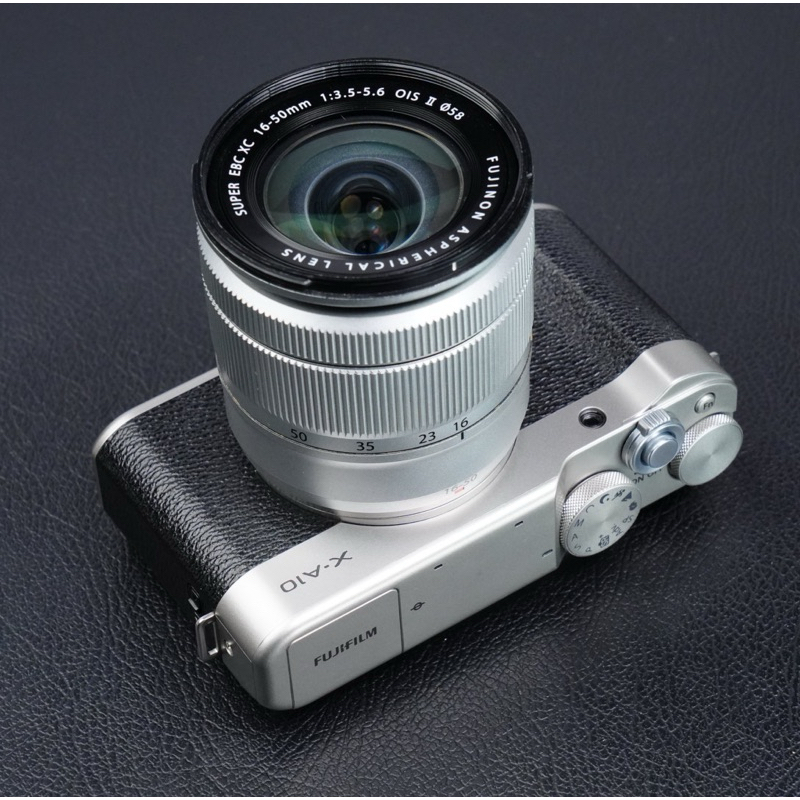 Fuji X-A10 xa10 มือสองสภาพสวย[กรุณาสอบถามสินค้าก่อนกดสั่งนะครับ]