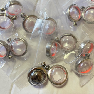 กรอบลูกอมสแตนเลสขนาดกระจก 2.2 ซม. (10แถม1)