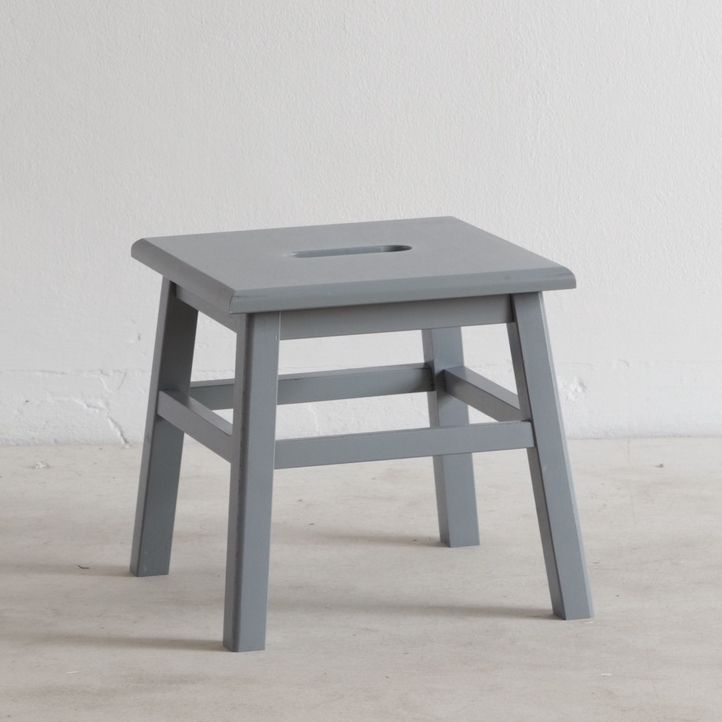 Stool ไม้ แบบเตี้ย ใช้งานง่าย อเนกประสงค์มากๆ