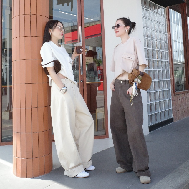 Akkara Studio - Uptown Jean กางเกงยีนส์ใส่ได้ทั้ง หญิงและชาย ทรงสวยผ้าดีมาก