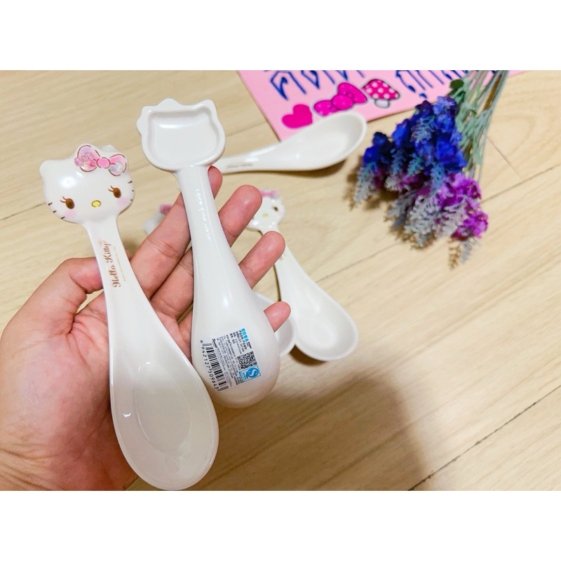 ช้อนเมลามีนคิตตี้ราคาคันละ 79฿