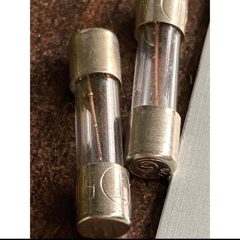 (แพ็ค10ตัว) T500mA 250V 20มิล FUSE 0.5A 250V ฟิวซ์ 500mA 250V(จากเยอรมัน)แบบหลอดแก้ว20มิล อย่างดี T5