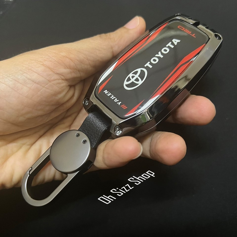 เคสรีโมทรถ Toyota Fortuner 2024 วัสดุงานโลหะอัลลอย แผ่นใสดำ ด้านหน้ากันรอย และ ด้านหลัง TPU กันกระแทกลาย Sport Toyota K