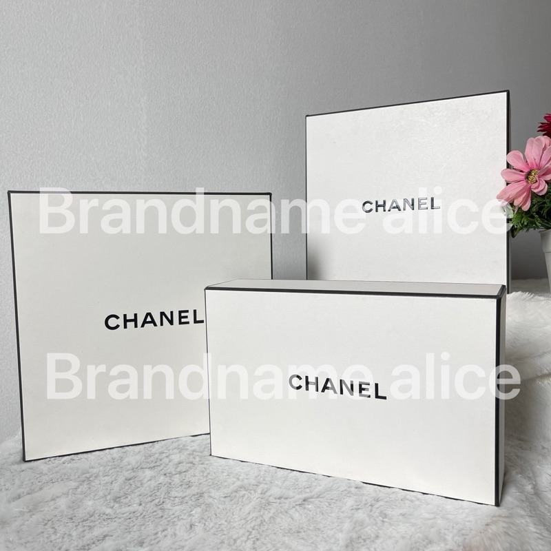 แท้ ถุงกระดาษ กล่องของขวัญและอุปกรณ์ Chanel ของแท้