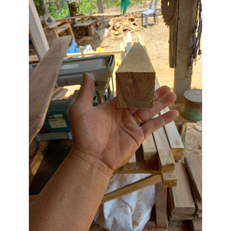 ไม้ธรณีประตู ไม้สักทอง ไม้เล่ม ไม้ซี่ระแนง กว้าง5ซม.สูง5ซม.ยาว100ซม.