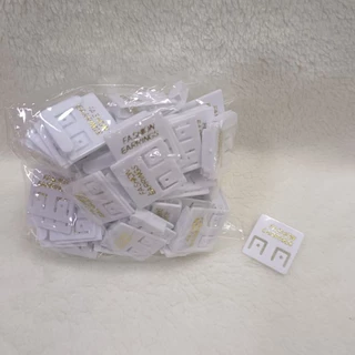 แป้นต่างหู แพค 100 ชิ้น พิมพ์ Fashion earrings มีสีขาวและดำ