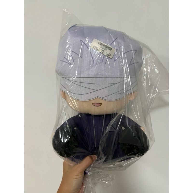 (พร้อมส่ง งานแท้ ญี่ปุ่นมือ 1)  ตุ๊กตา ขนาด 13 นิ้ว  - Jujutsu kaisen โกโจ โกะโจ ปิดตา ของใหม่ มือ1 ใหม่ป้ายห้อย