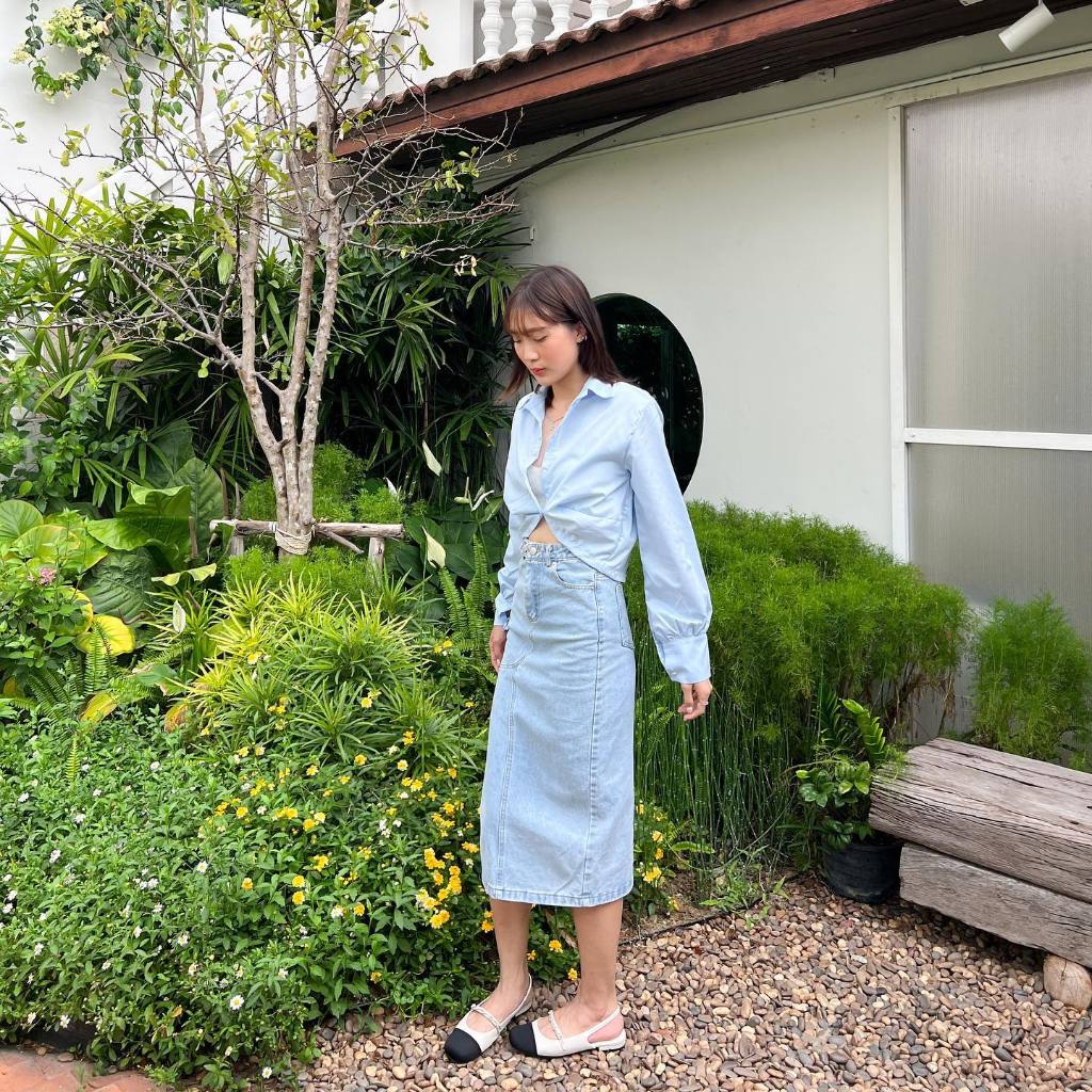 midnight.lullabyy ꔛ💡พร้อมส่ง [มือ2] Babe shirt สีฟ้า