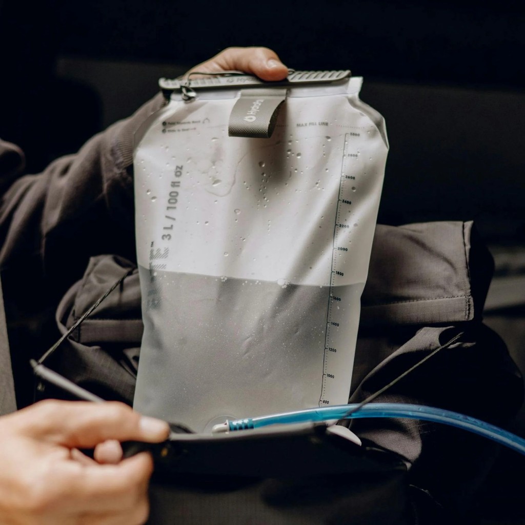 Peak Design Outdoor Backpack กระเป๋า outdoor สะพายหลัง 25 ลิตร และ 45 ลิตร