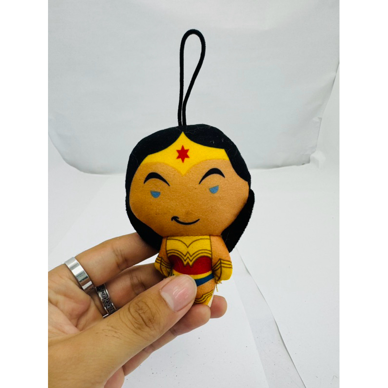 ตุ๊กตาพวงกุญแจ Wonder Woman (มือสองของแท้)
