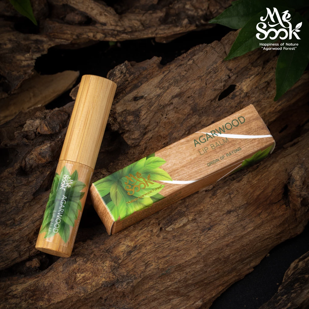 MESOOK Agarwood Oil Lip Balm สีผึ้งกฤษณาทาปาก ให้ความชุ่มชื่น ริมฝีปากดูเอิบอิ่ม