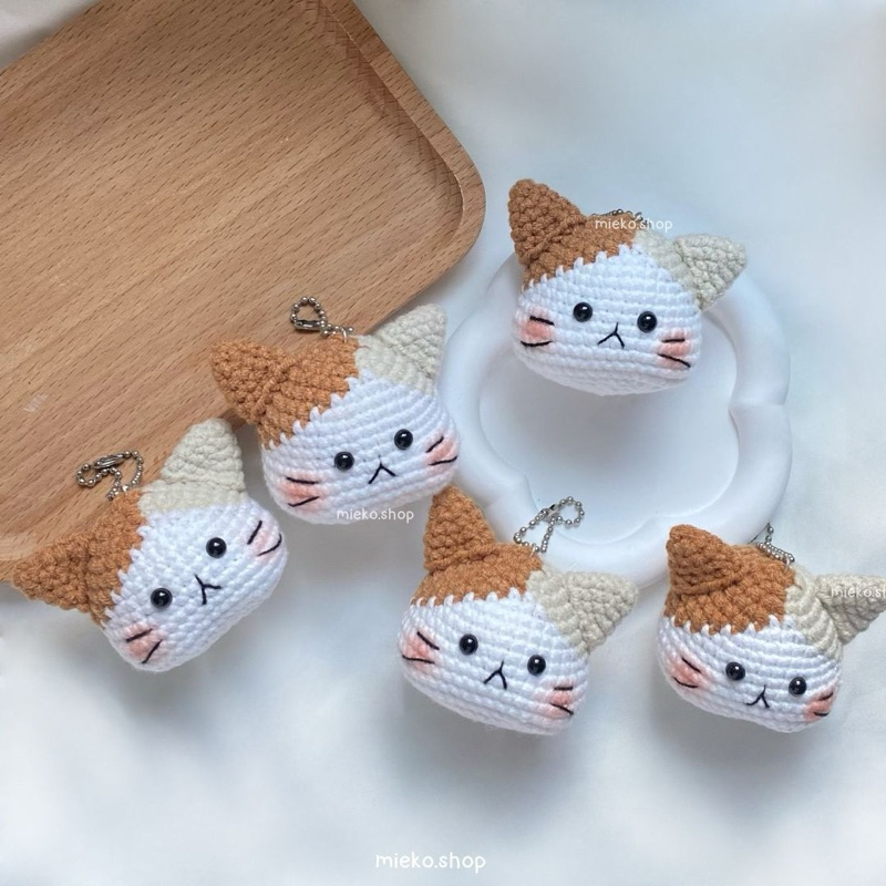 พร้อมส่ง| พวงกุญแจเจ้าเหมี๋ยว 🐈 งานไหมพรม แฮนด์เมด ถักมือ