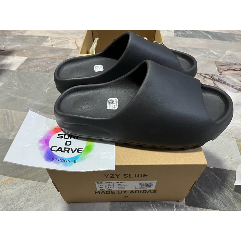 Yeezy Slide Onyx HQ6448ใหม่ๆใสๆคมๆ พร้อมส่ง