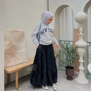 (A13) HEARTMADE—— Alin balloon Skirt (กระโปรงบอลลูนผ้าไหมญี่ปุ่นปักลายดอกซับในยาว)