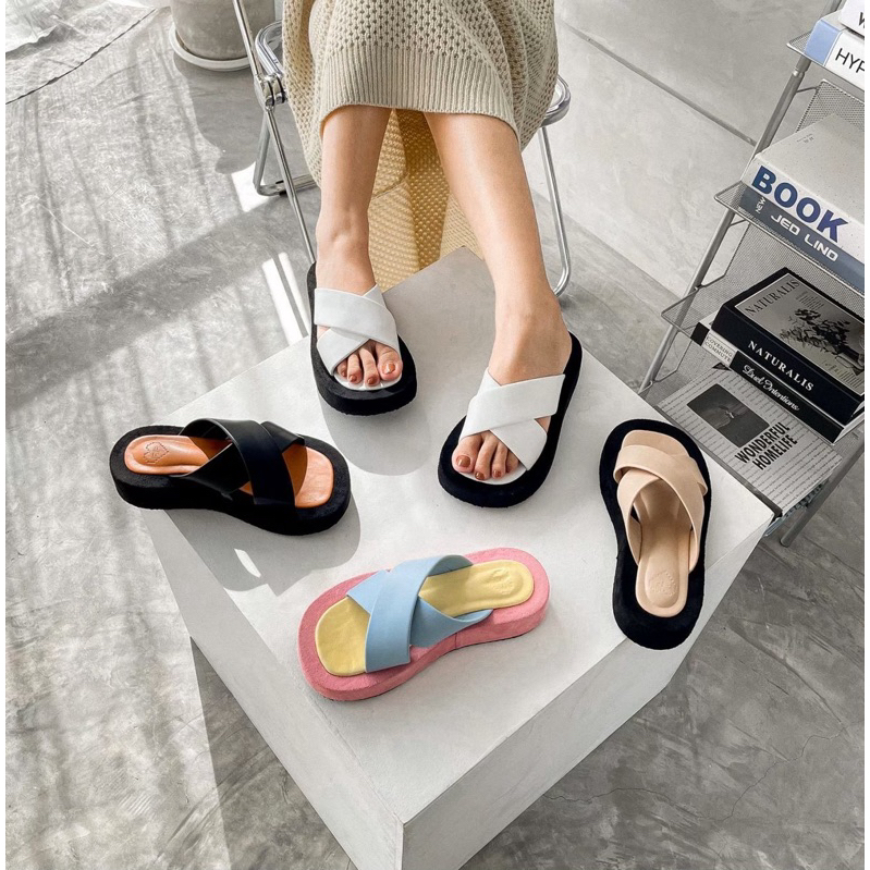 🌈พร้อมส่ง🌻 ANYONG🌈 💓รองเท้าส้นตึกทรงขนมปัง ขอบส้น💓*Lotล่าสุดเท้าอวบบวกไซส์เพิ่มค่ะ*