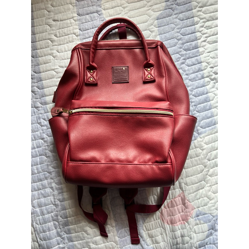 กระเป๋าเป้หนังสีแดง แบรนด์ anello