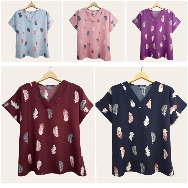 (อก 46”) เสื้อคอวี เเขนสั้น ลายขนนก ผ้าไหมอิตาลี ไม่ต้องรีด