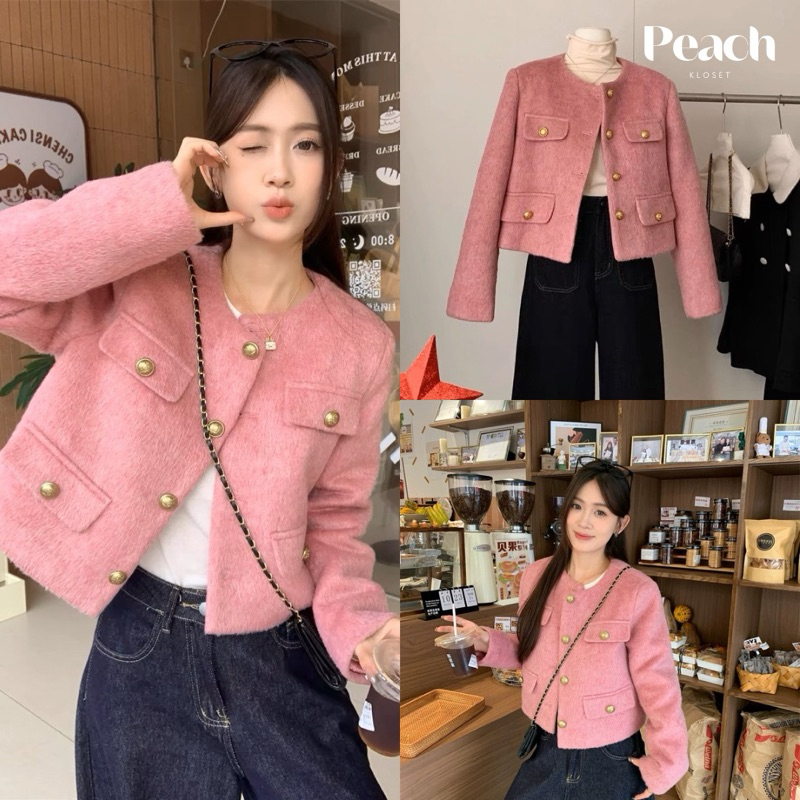 เสื้อแจ็คเก็ตผ้าบุขนสีชมพูรุ่นฮิต แต่งกระเป๋า4ช่องพร้อมกระดุมทอง