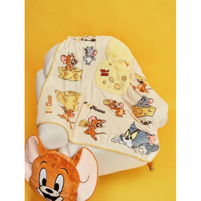 พร้อมส่ง TOM & JERRYแท้ % หมอนผ้าห่ม 2-in-1