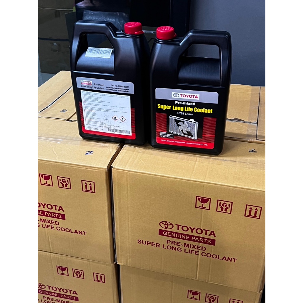น้ำยาเติมหม้อน้ำรถยนต์โตโยต้า สูตรพิเศษ ขนาด 3.785 ลิตร Pre-mixed Super Long Life Coolant