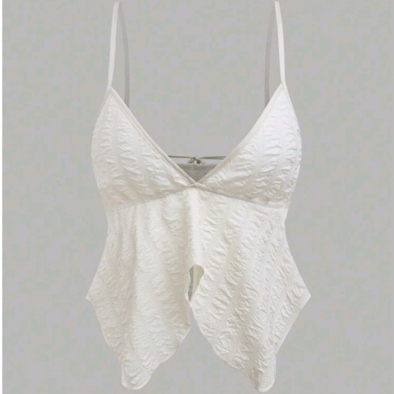 Crop TC2438 เสื้อสายเดี่ยว คอวี มีสายผูกหลัง