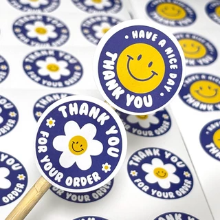( LP ) สติกเกอร์ THANK YOU " พื้นสีน้ำเงิน " ลายการ์ตูน เหมาะสำหรับบรรจุภัณฑ์ สติกเกอร์ปิดผนึก ขนาด 3.5 ซ.ม ( 120 ดวง )