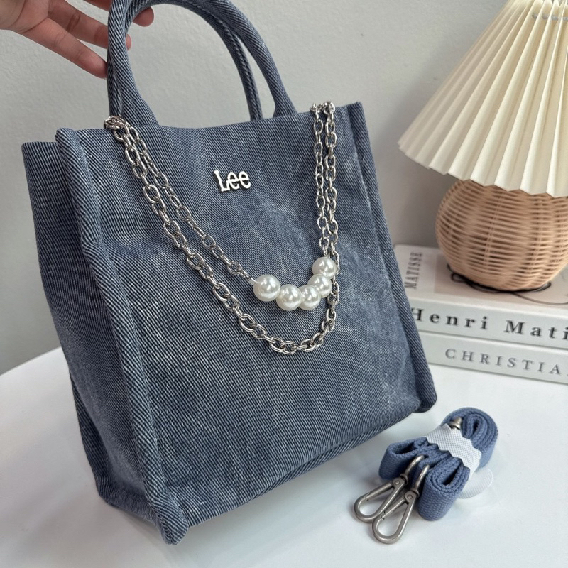 กระเป๋า lee ทรง tote mini denim มาพร้อม สาย 2 เส้น สายมุกสุดเกร๋