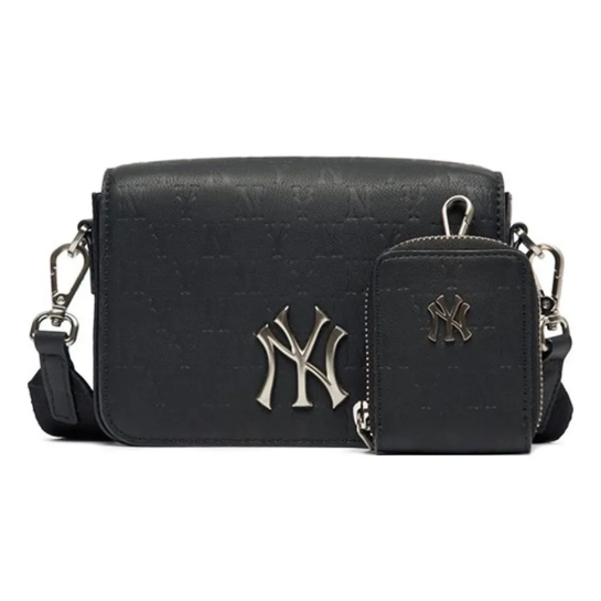 MLB (พร้อมส่ง) กระเป๋าMLB MONOGRAM DIA EMBO MINI CROSS BAG กระเป๋าสะพายข้าง ของแท้💯%