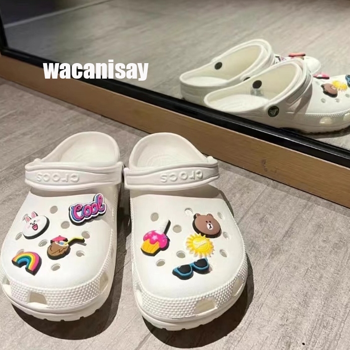 【พร้อมส่ง】CROSS Classic clog Slippers จัดส่งที่รวดเร็ว รองเท้าแตะลำลอง เหมาะสำหรับเด็กผู้ชายและผู้หญิง