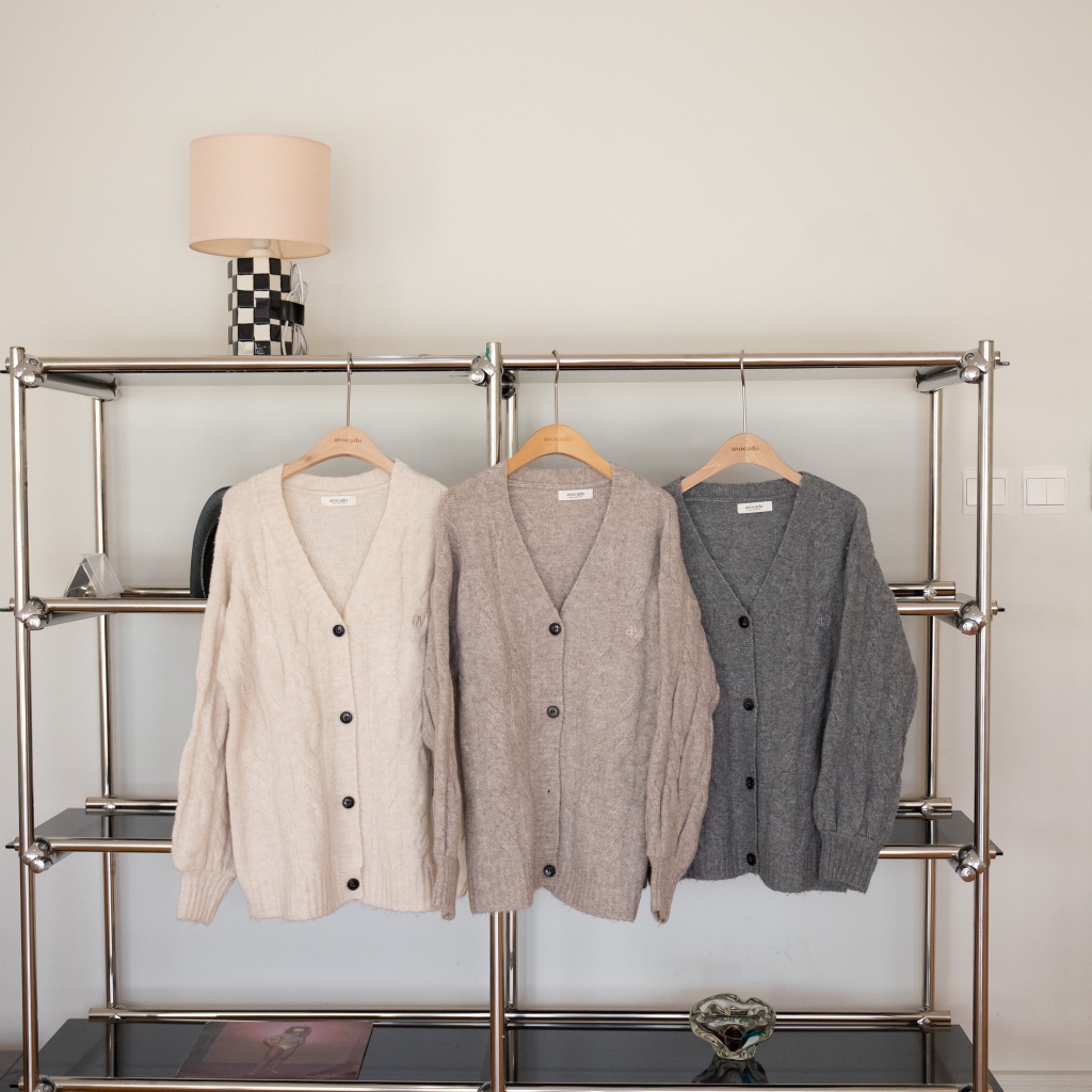 avo Crumble loose pia cardigan   คาร์ดิแกนมาแล้ววค่าา รุ่นนี้ผ้านุ่มมากกเหมือนหม