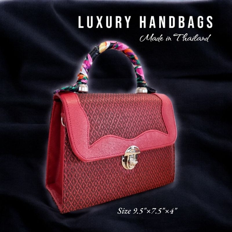 กระเป๋าผ้าไทยสีแดง Red collection