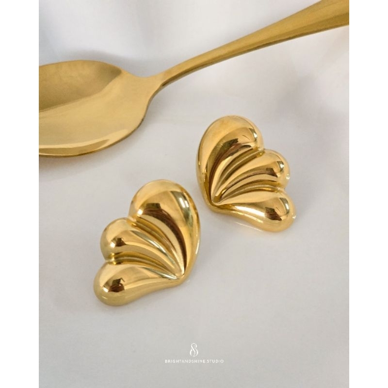 Bright and Shine - GOLDEN LEAF EARRINGS (3.2×2 cm.)